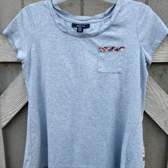 Style&Co short sleeve gray peach top - Picture 4 of 8